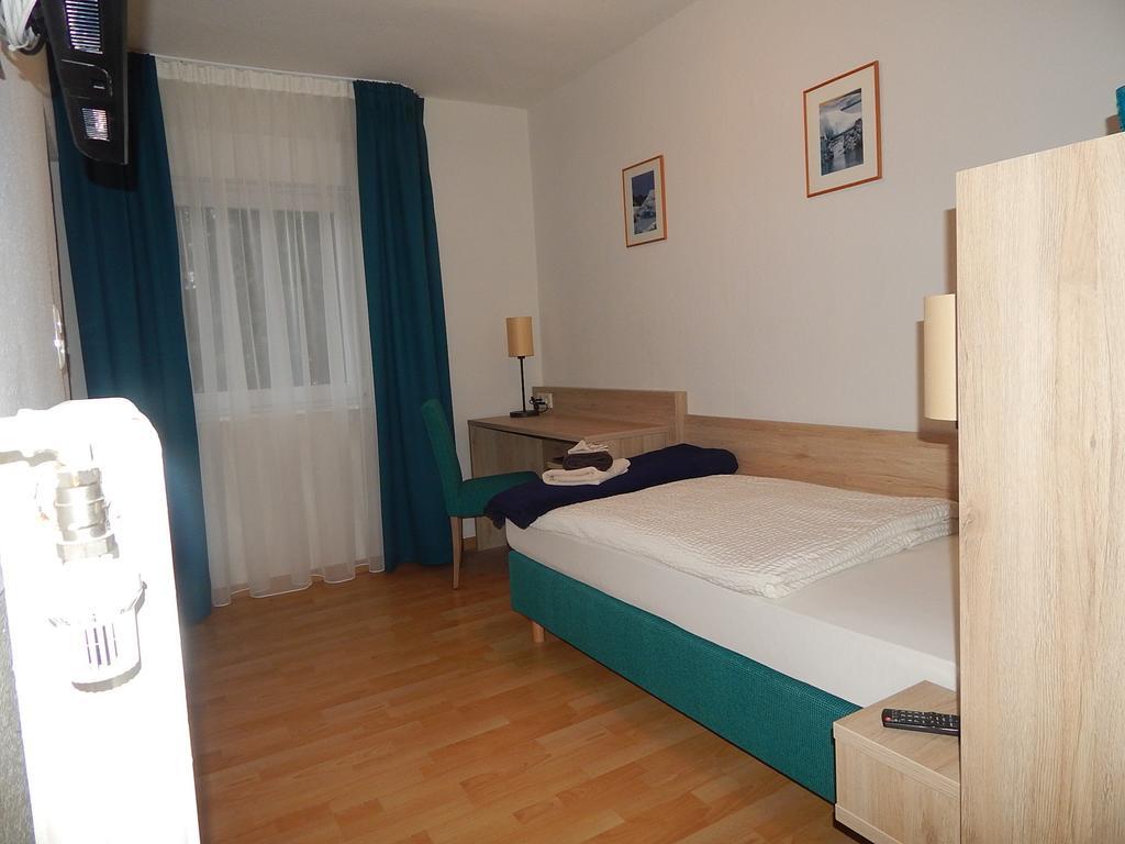 Hotel-Lindenhof Rauschenberg Eksteriør billede