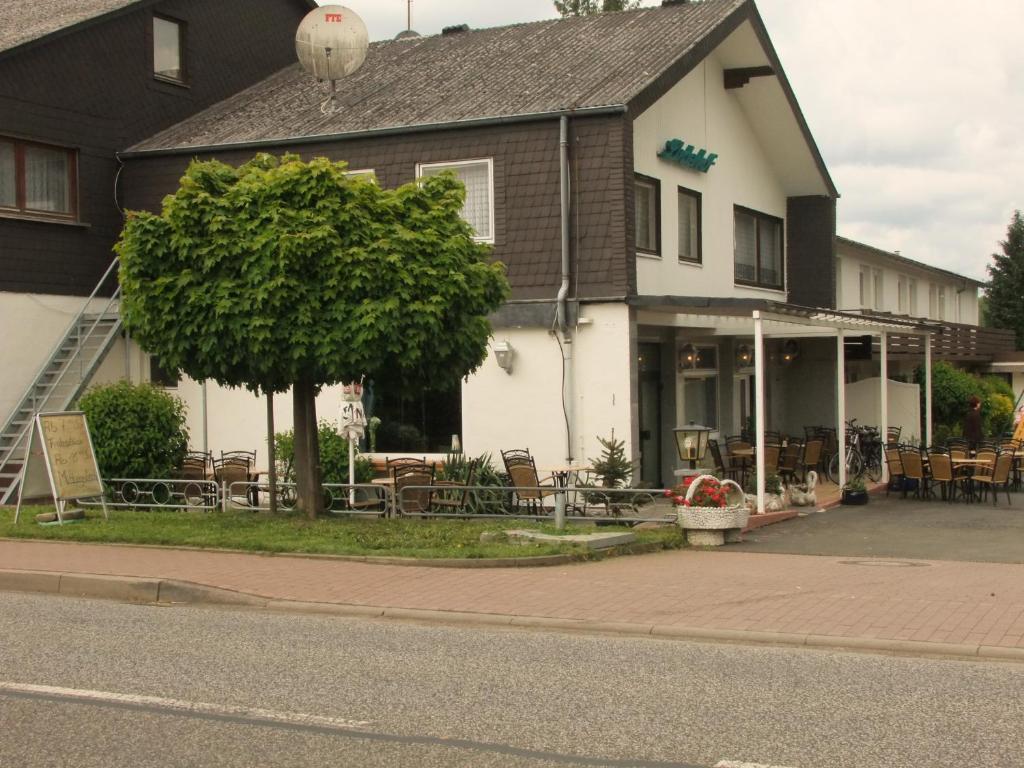 Hotel-Lindenhof Rauschenberg Eksteriør billede