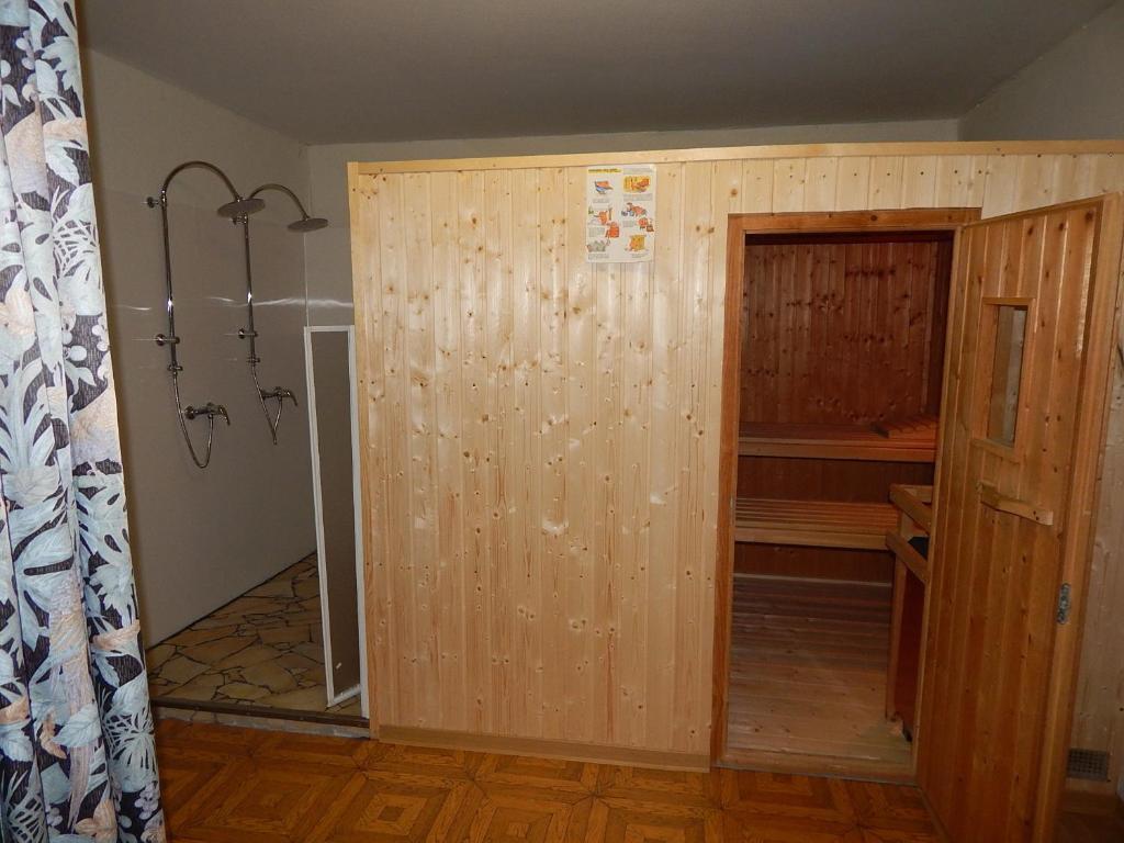 Hotel-Lindenhof Rauschenberg Eksteriør billede
